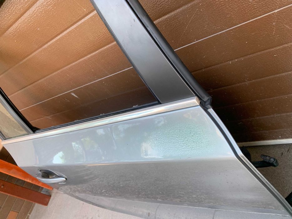 Bmw 5 e61 kombi drzwi prawy tył prawe SPACEGRAU A52/7