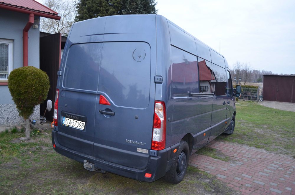 Renault Master  9 Osobowy  VIP Wynajem