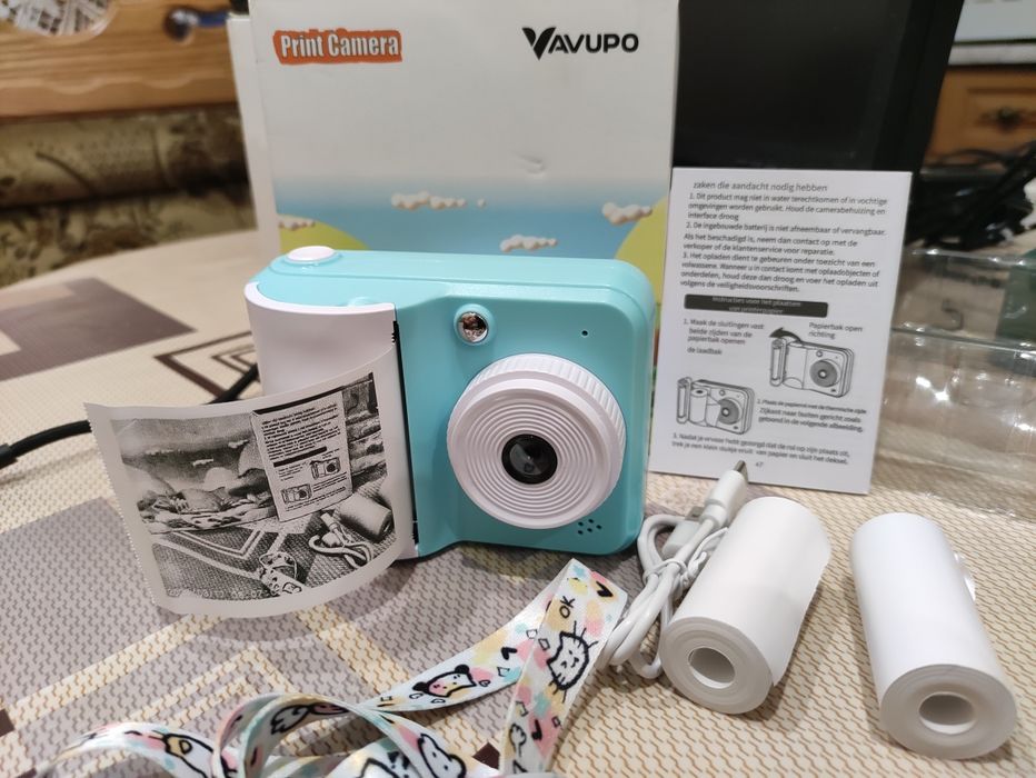 Дитячий фотоапарат миттєвого друку