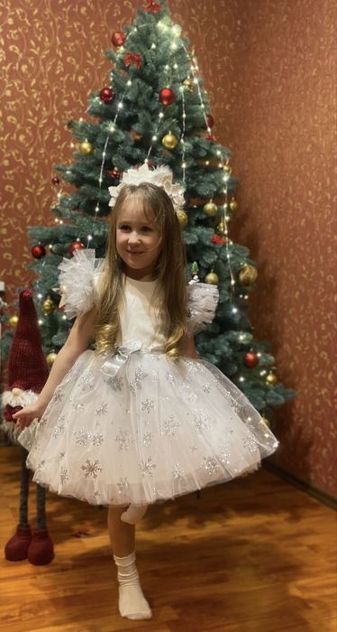 Новорічна сукня сніжинки 116