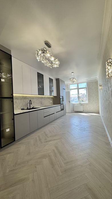 Продам 3 комнатную квартиру в  67 Жемчужине