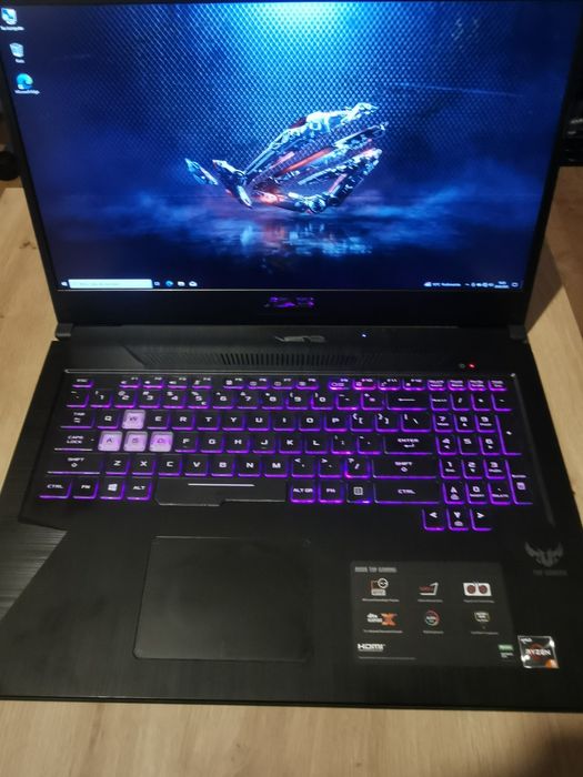 Laptop gamingowy Asus tuf 17.3" rtx cyberpunk