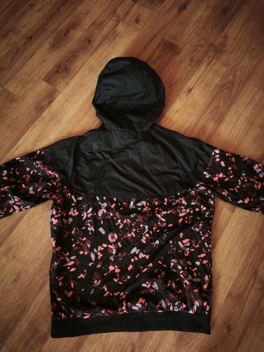 Чоловіча вітровка Nike Windrunner