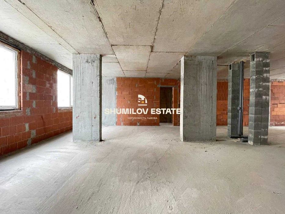 Продаж приміщення 133 м² вул. Угорська