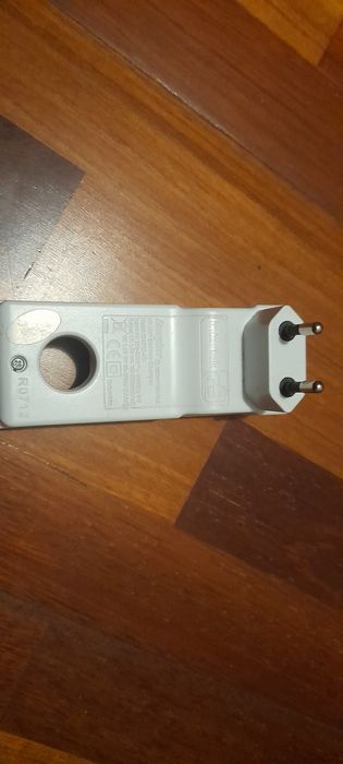 Carregador de pilhas recarregaveis