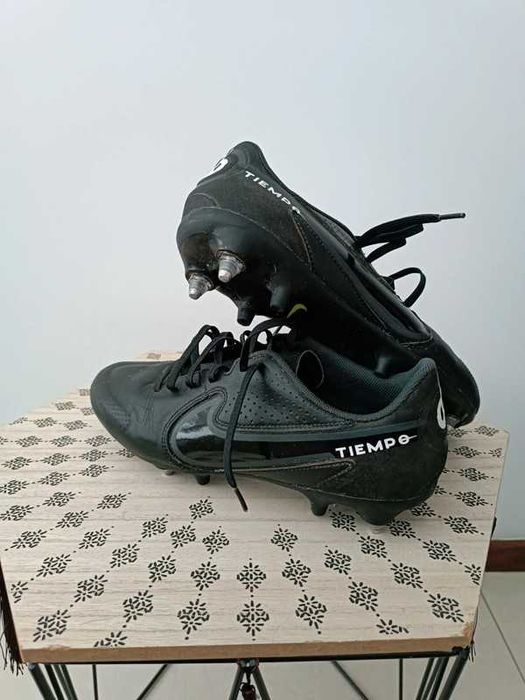Nike Tiempo Legend