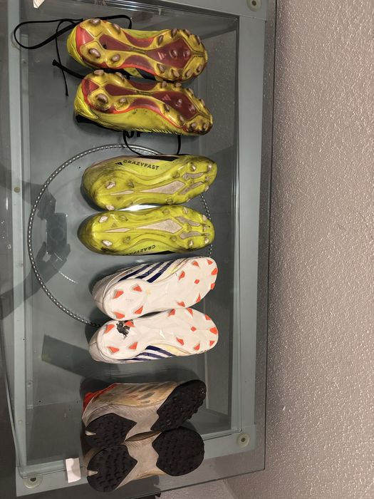 Varias Chuteiras Nike