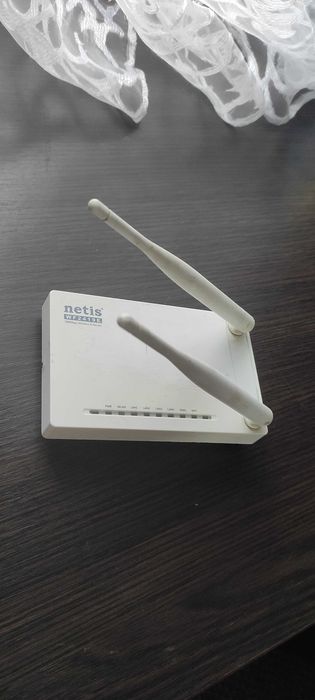 Продам роутер Netis