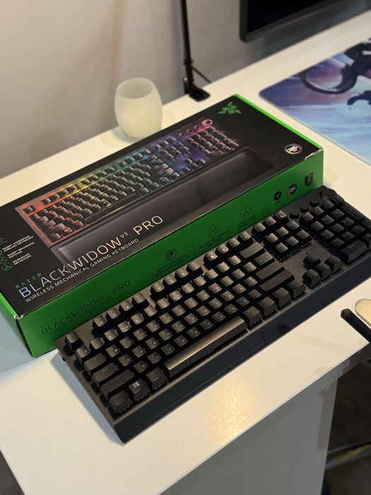 Продам клавіатуру Razer BlackWidow V3 Pro (бездротова, механічна)