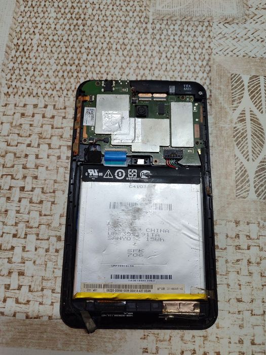Планшет Asus memopad 7 на запчасти