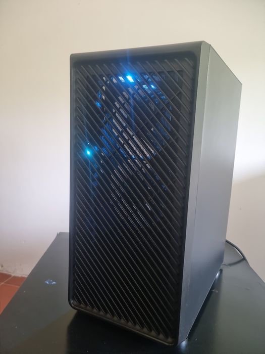 PC Gaming | Intel Core i7-5820K | RX 6600 8GB | 16GB DDR4 | SSD 500GB