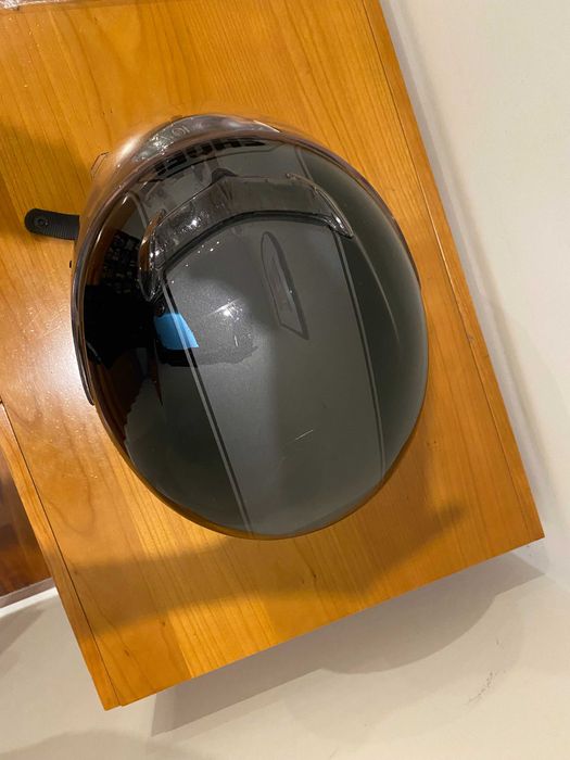 Capacete de mota "Shoei" com pelicula anti-embaciamento