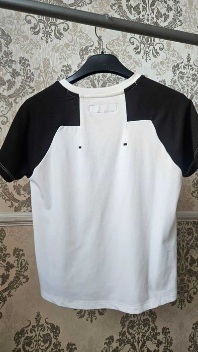 Zara футболка на хлопчика р. 130 см