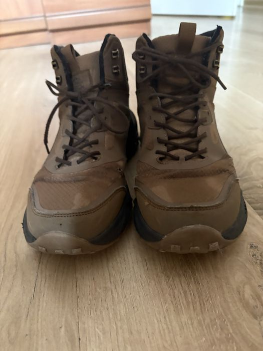 Meskie buty sznurowane za kostke