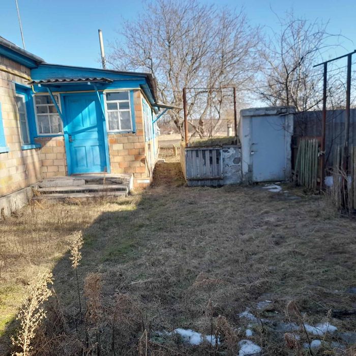 Продам будинок в селі Літки та земельну ділянку 25сот.