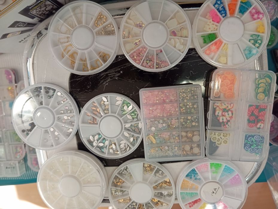 Decoração de unhas e placa led