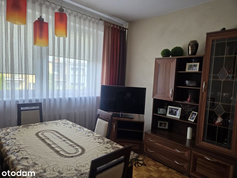6 pok/garaż/taras/balkon/dwa wjazdy/ogród/meble w cenie