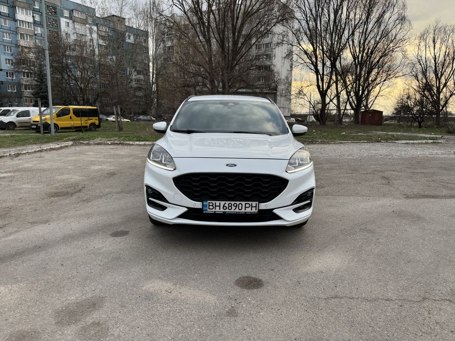 Ford Kuga 3  ST-line куплен в 2022 году