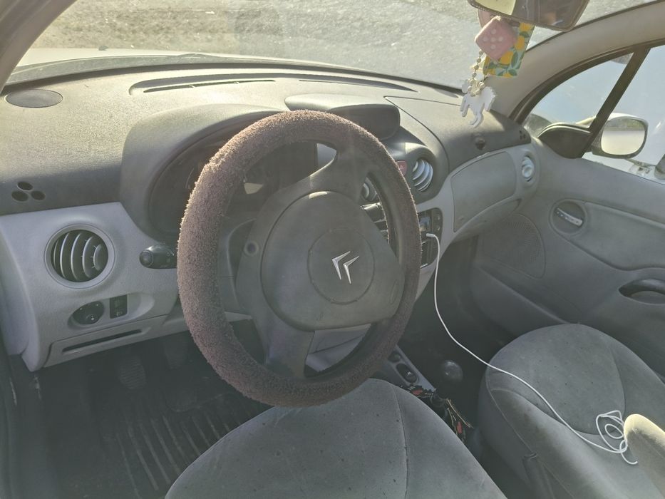 Citroen C3 ano 2002 só peças