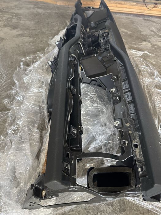 Skoda Kodiaq 2024 Консоль торпеда безпека ориг.