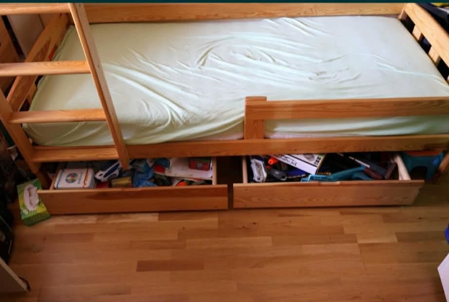 Łóżko piętrowe bez  materacy