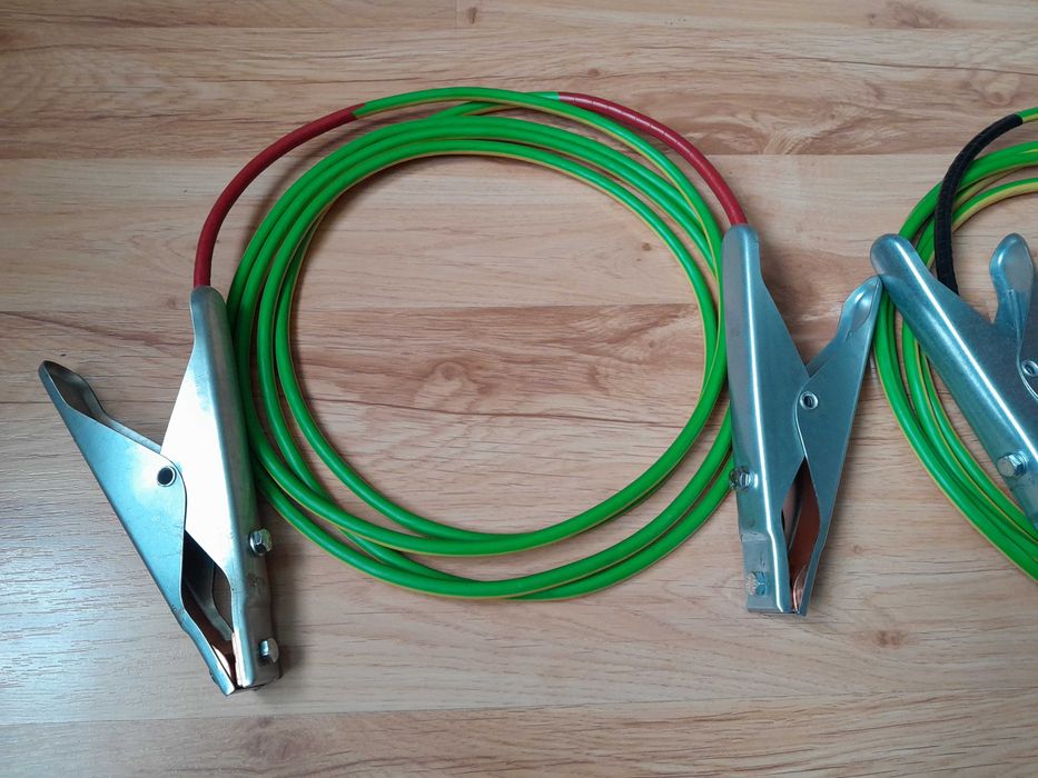 Kable przewody rozruchowe 16 mm2 o długości 2 x 3 metry 70 cm