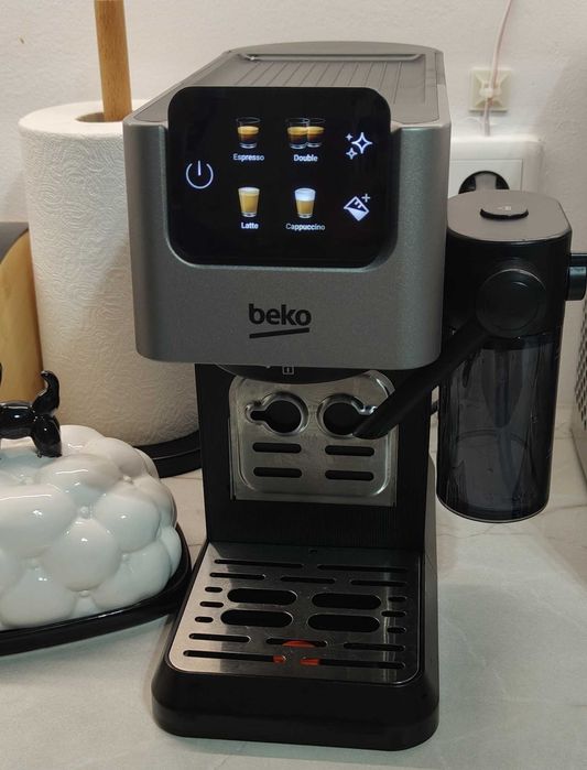 Ekspres Beko CaffeExperto