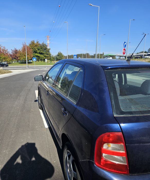 Carro Skoda fabia 1.2 — photo 2