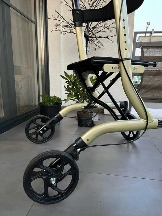 Chodzik balkonik czterokołowy Expondo z siedziskiem