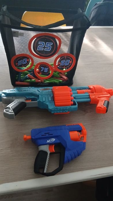 Conjunto de 2 nerfs mais o alvo