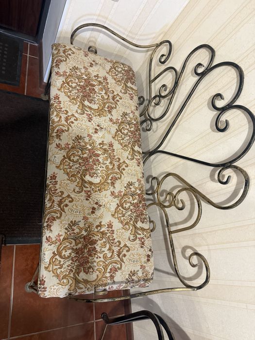 Продам банкетку в ідеальному стані!