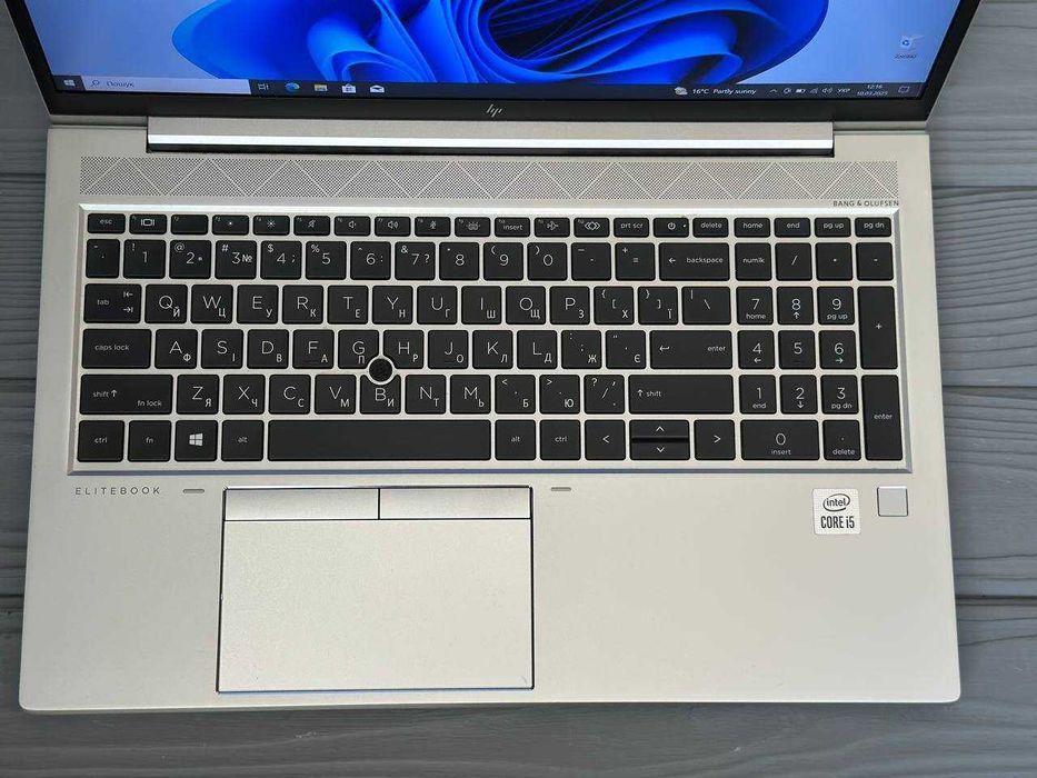 HP EliteBook 850 G7   | i5-10210U  | 16 GB x 256 SSD