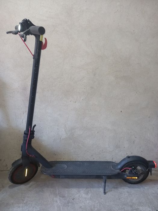 Електросамокат Xiaomi Mi Scooter Pro 2