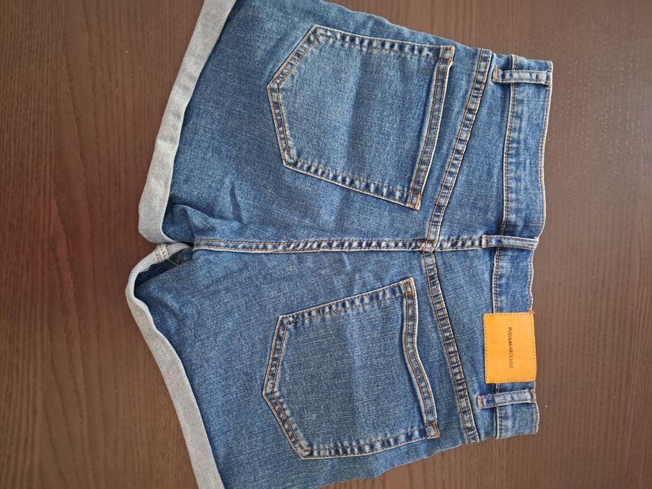 Calções ganga Pull&Bear 32 e 38
