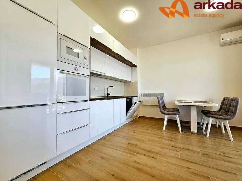 Продається квартира в Чорногорії(Будва) з видом на море і гори! 73м2