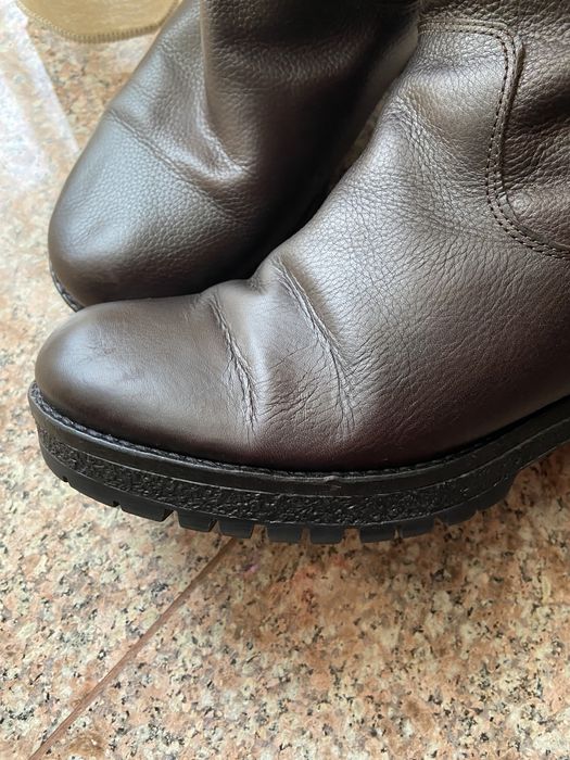 Botas castanhas com pêlo da Coronel da Tapiocca