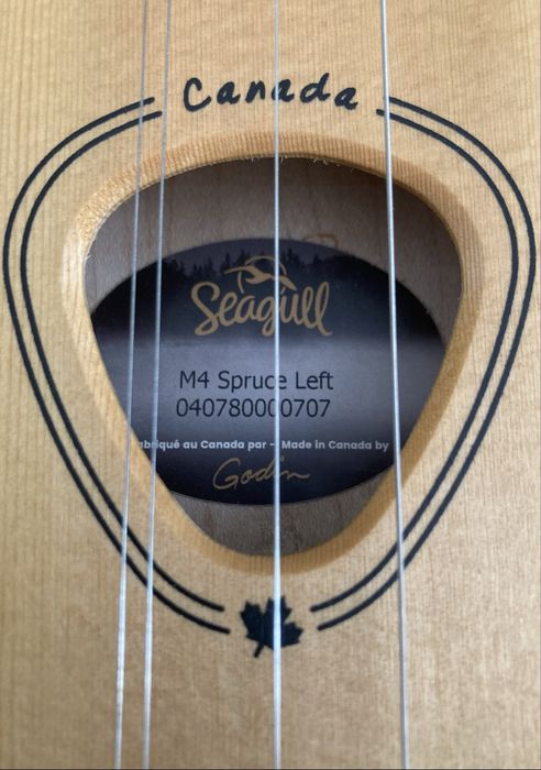 Seagull Merlin M4 Spruce (para canhotos)