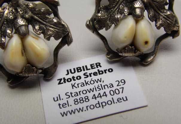Srebrne spinki grandle żołędzie liście myśliwskie ozdoby vintage.
