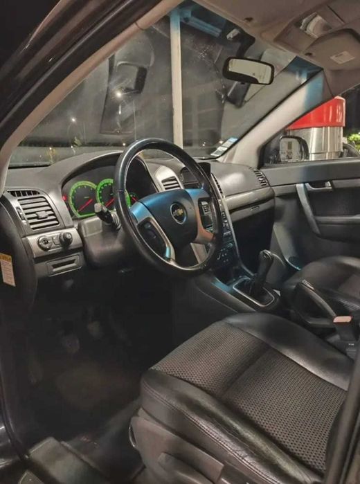 Vendo Capitiva 2008 7 lugares