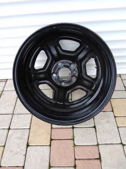 Диск Renault Duster r16 б/у