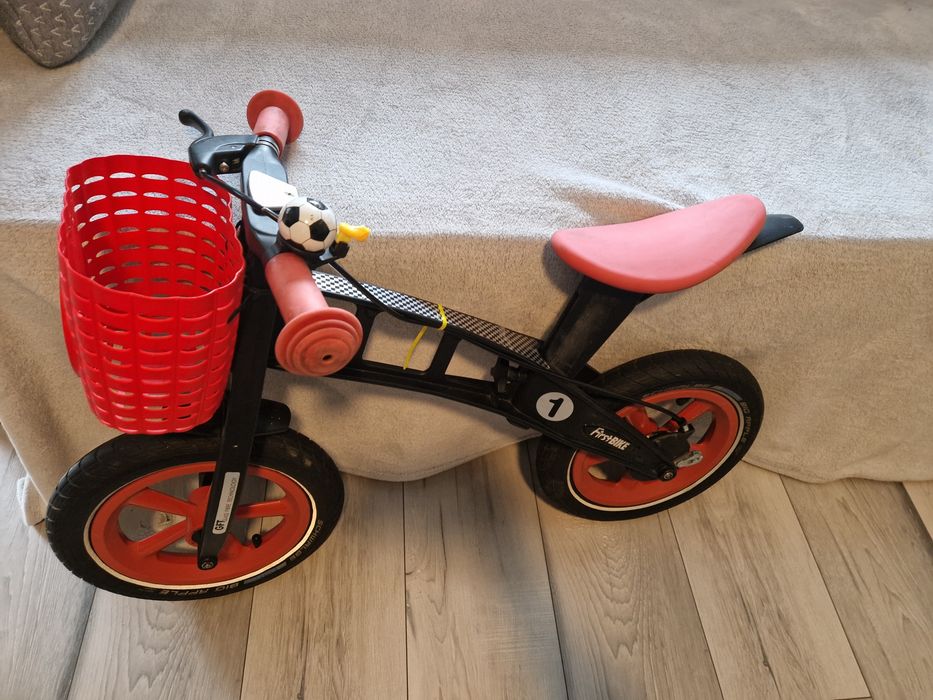 FIRST BIKE rower biegowy