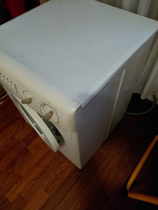 Пралка Electrolux
