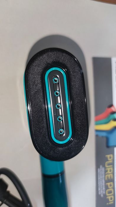 Escova de Engomar a Vapor ROWENTA Pure Pop - novo em caixa