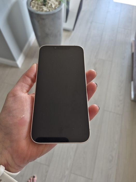 Sprzedam iPhone13