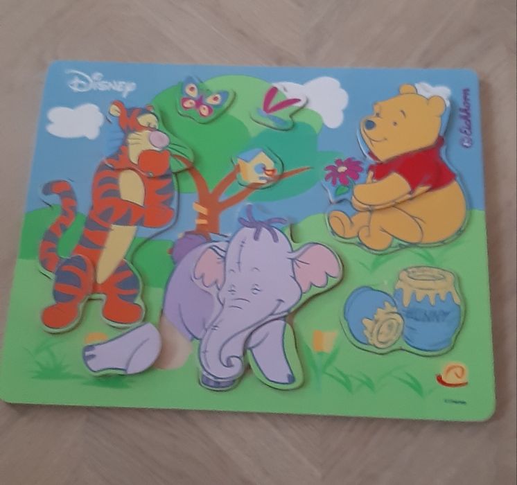 Układanka drewniana puzzle Kubuś Puchatek Disneya