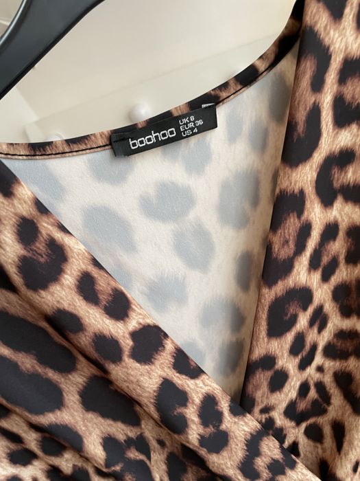 Sukienka maxi w panterkę Boohoo 36 S