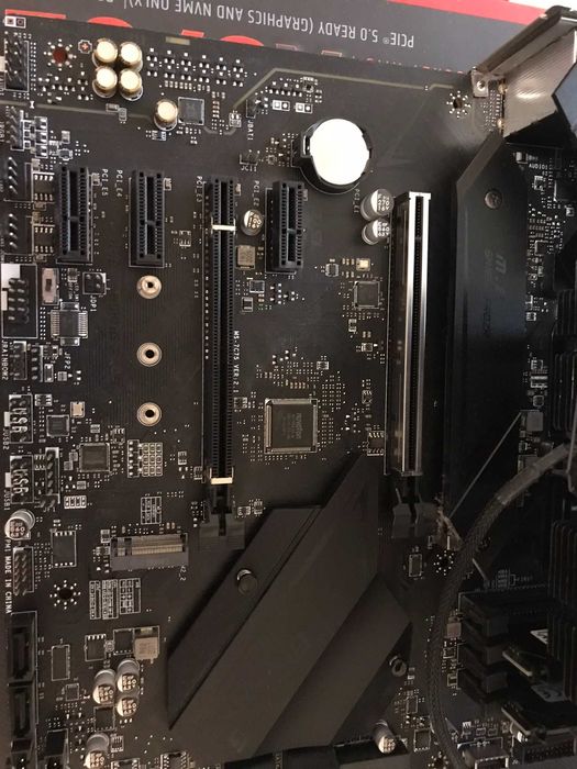 Core I7 10700K, 64GB DDR4 Kingstone Fury 3600, MSI MPG Z490 Gaming P.