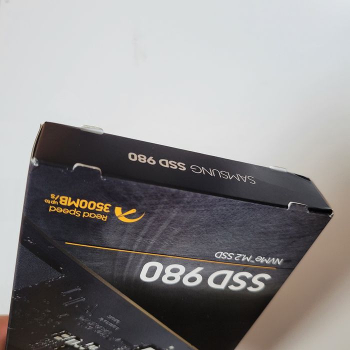 Новий Samsung SSD 980 250 Gb. MZ-v8v250b/am NVMe