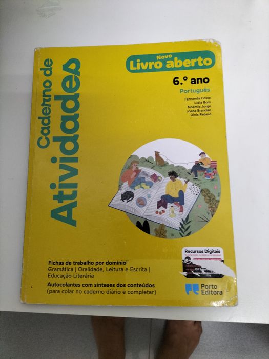 Livro Fichas português -Livro aberto PORTUGUÊS