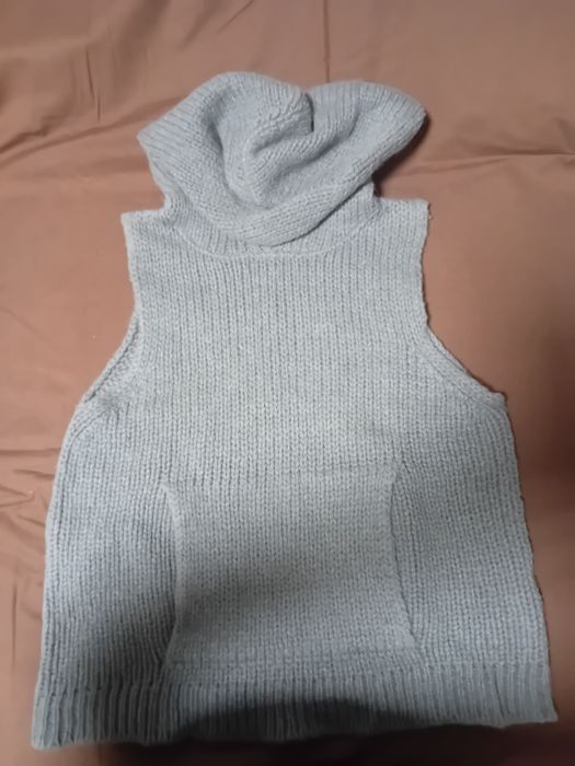 Colete cinzento de malha